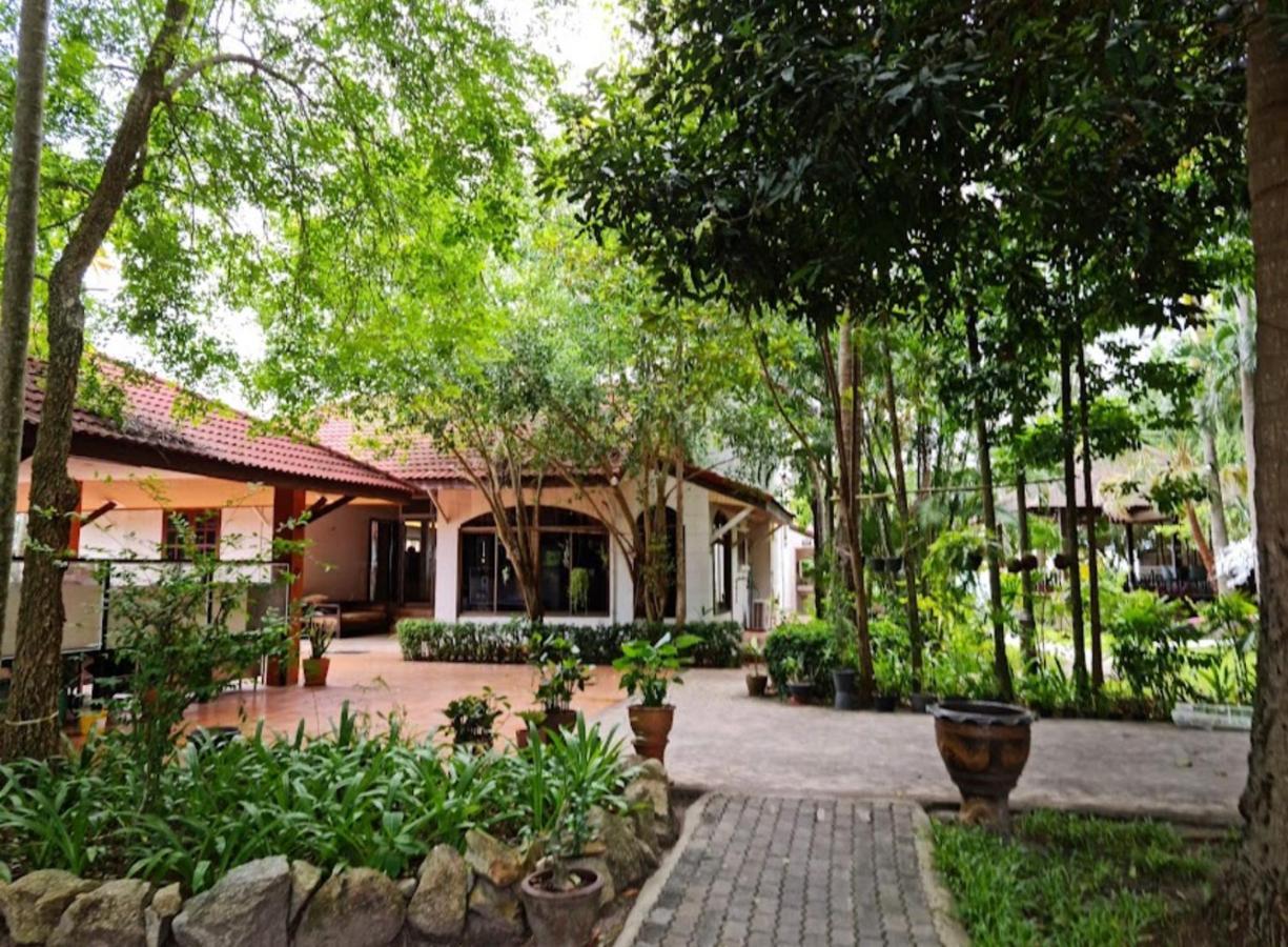 Chill Inn Lipa Noi Hostel And Beach Cafe 苏梅岛 外观 照片