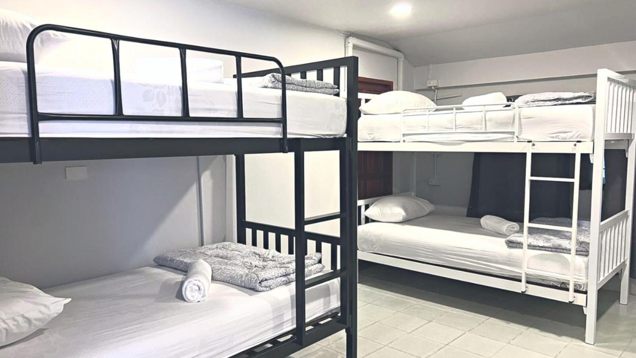Chill Inn Lipa Noi Hostel And Beach Cafe 苏梅岛 外观 照片