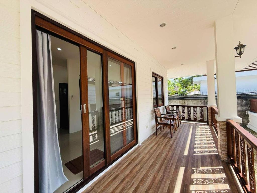 Chill Inn Lipa Noi Hostel And Beach Cafe 苏梅岛 外观 照片